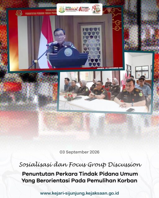 Kamis, 03 September 2026 — Kejaksaan Negeri Sijunjung mengikuti kegiatan Sosialisasi dan Focus Group Discussion (FGD) Penuntutan Perkara Tindak Pidana Umum yang Berorientasi pada Pemulihan Korban secara virtual melalui Zoom Meeting. Kegiatan tersebut diikuti oleh Kepala Kejaksaan Negeri Sijunjung, Bapak Muhammad Ali, S.H., M.Kn., bersama para Kasi, Jaksa Fungsional, Kasubsi, serta staf pada Bidang Tindak Pidana Umum.

Dalam kegiatan tersebut, turut disampaikan kata sambutan oleh Jaksa Agung Muda Bidang Tindak Pidana Umum, Bapak Dr. Leonard Eben Ezer Simanjuntak, S.H., M.H. Dalam sambutannya disampaikan pentingnya pelaksanaan penuntutan yang tidak hanya berorientasi pada penegakan hukum, tetapi juga memperhatikan hak, kepentingan, dan pemulihan korban.

Melalui kegiatan ini, diharapkan dapat memperkuat pemahaman dan menyamakan persepsi dalam penanganan perkara tindak pidana umum, sehingga pelaksanaan penuntutan dapat dilakukan secara profesional, berkeadilan, humanis, serta memberikan manfaat dan rasa keadilan bagi masyarakat.

#kejaksaanri 
#kejarisijunjung